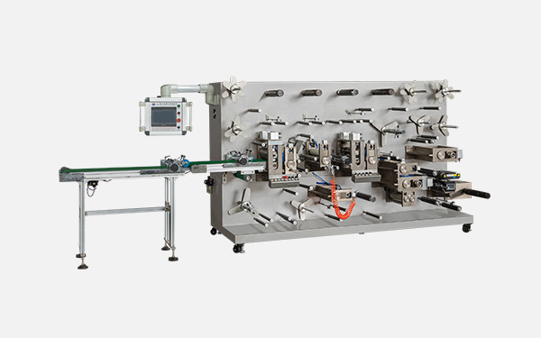 FLT-300B Medical Indwelling Needle Adhesive Molding Machine